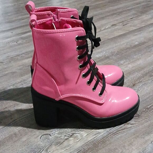 Sheln pink lined shiny combat moto chunky  boots Sz 6 NWOT - Picture 5 of 9